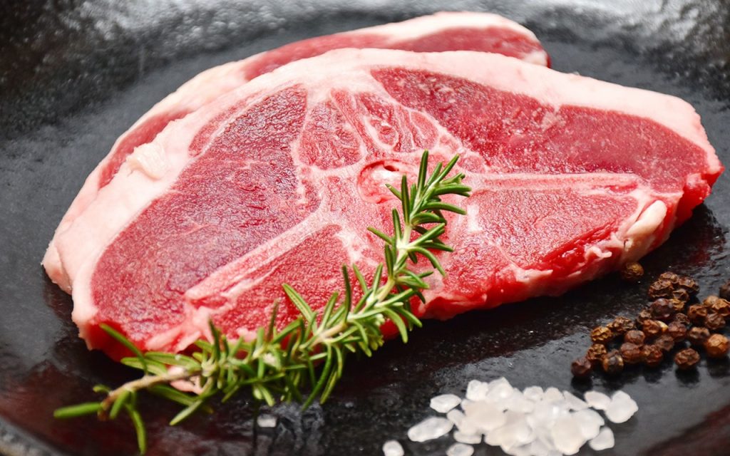 Giá thịt heo hơi giảm trong khi giá thức ăn chăn nuôi liên tục tăng chóng mặt