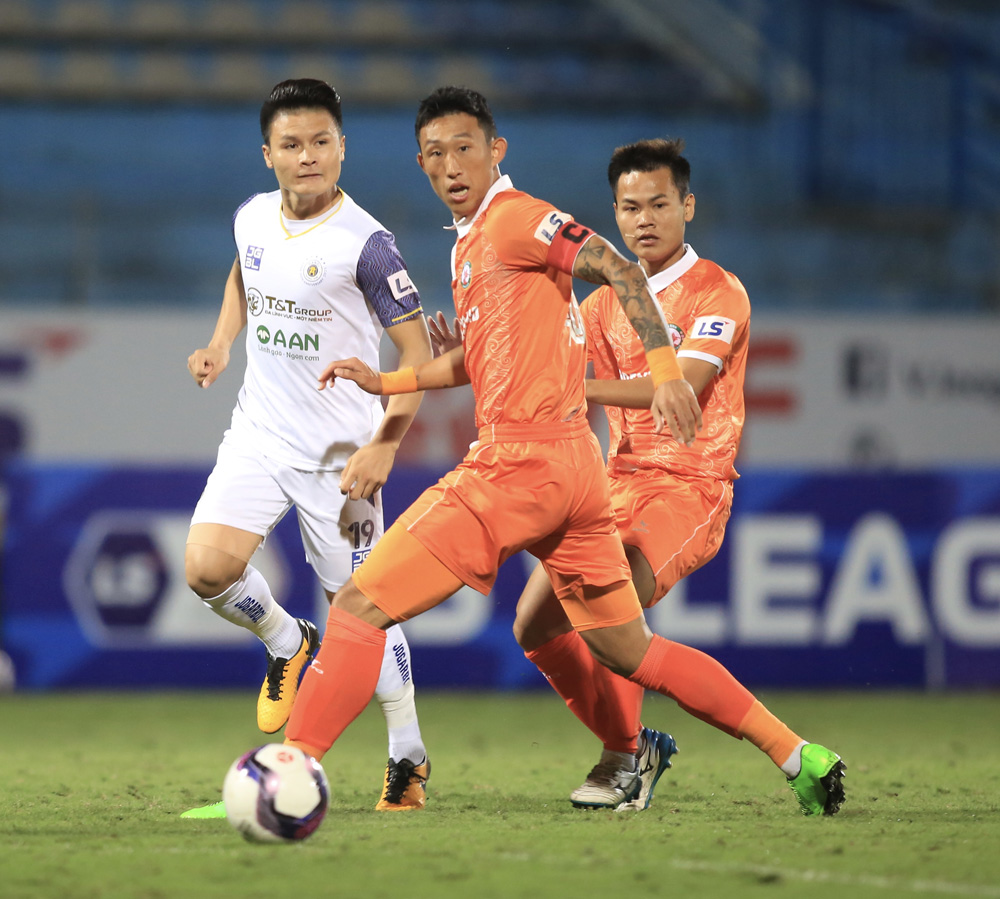 CLB Hà Nội thua trên sân nhà ngay trong ngày ra mắt huấn luyện viên mới