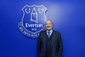 HLV Rafa Benitez bỏ mặc lời gièm pha để đến CLB Everton
